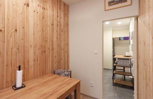 Old Town Apartment | Vysoká Apartman EMF/STP