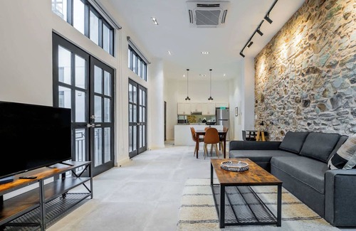 Casco Viejo Apartment | w* | Impeccable 1BR in Plaza Catedral