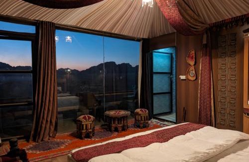 Wadi Rum Resort | Wadi Rum Majestic Camp