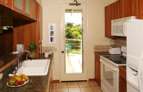 Wailea Resort | Wailea Grand Champions Villas - CoralTree Residence Collection