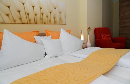 Sayda Hotel | Waldhotel Kreuztanne