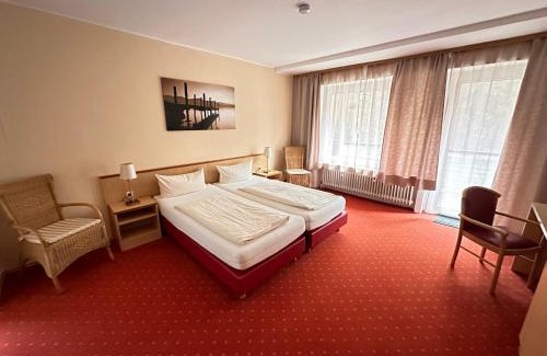 Porta Westfalica Hotel | Waldhotel Porta Westfalica