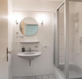 Schoneiche Hotel | Waldhotel Schöneiche -Self Check-In-