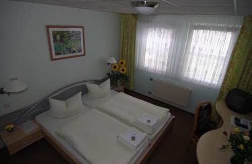 Vierlinden Hotel | Waldhotel Seelow