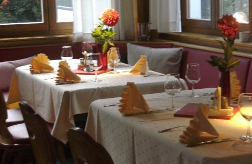 Wiehl Hotel | Waldhotel Tropfsteinhöhle