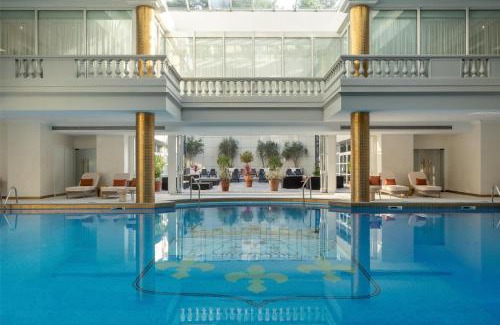 Notre-Dame Resort | Waldorf Astoria Versailles - Trianon Palace