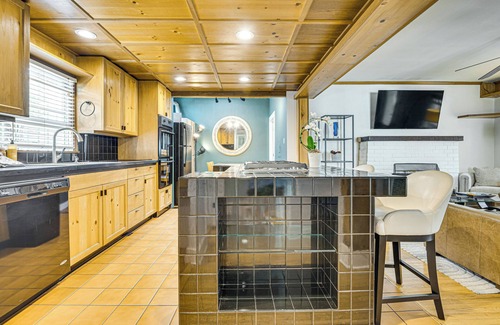 Venice Cottage | Walk to Abbot Kinney: Tranquil Cottage in Venice!