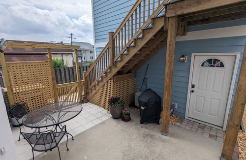 Thomas Square House | Walk to bars & restaurants! Minutes to downtown - 20 minutes to the beach