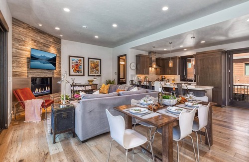 Park City Condo | Walk to Frostwood Gondola & Canyons Village Access | Abode at Juniper Landing