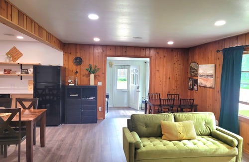 Arnolds Park House | Walk to the Concerts!