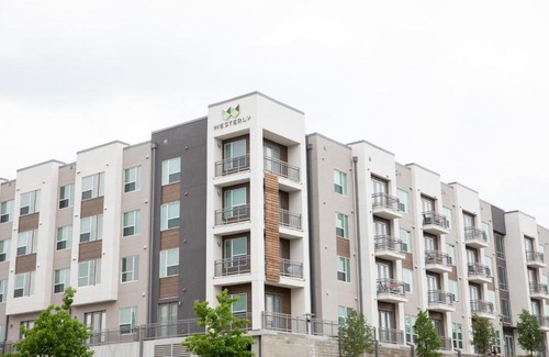 Stoneridge Place Apartment | WanderJaunt - Baird - 1BR - Barton Creek