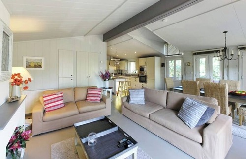Holworth Apartment | Warmwell Luxury Lodge near Weymouth with Pool