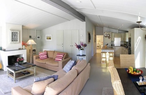 Holworth Apartment | Warmwell Luxury Lodge near Weymouth with Pool