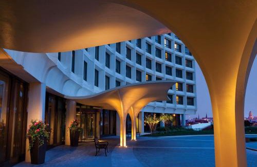 Dupont Circle Hotel | Washington Hilton