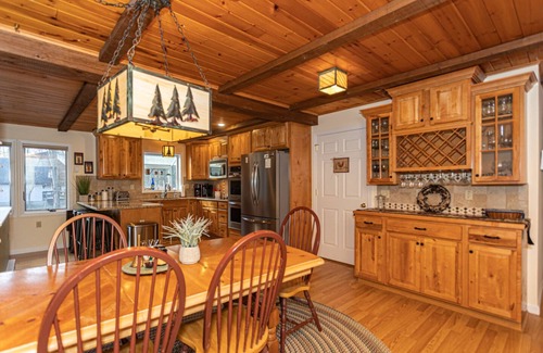 Pocono Lake Cabin | Water Front Lodge Hot Tube Fire pit