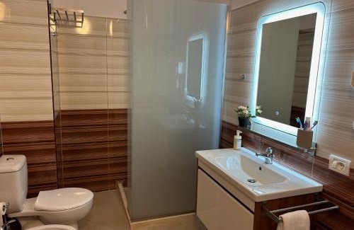 Vlore Apartment | Water Lily Apartments