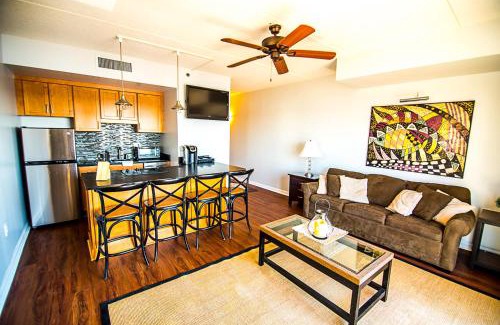 Wilmington Apartment | Water Street Retreat 12