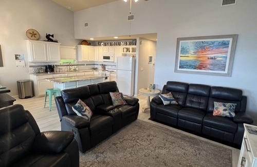 Port O Connor Condo | Water view condo in Port O' Connor that sleeps up to 6