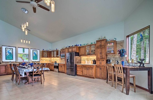 West Juneau Cottage | Waterfront House w/Glacial Views - Near Downtown!