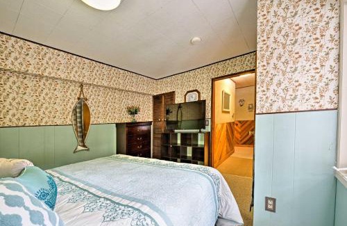 West Juneau House | Waterfront House with Glacial Views - Near Downtown!