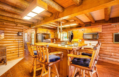 West Livingston Cabin | Waterfront Livingston Log Cabin w/Private Dock!
