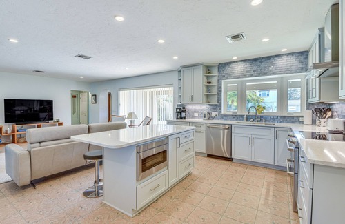 Memphis House | Waterfront Palmetto Home w/Private Pool & Dock!