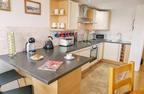 Gosport Apartment | Waterfront Quay