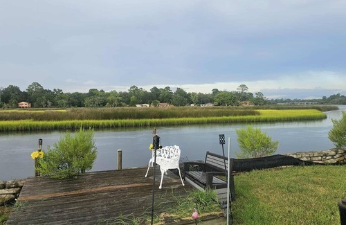 Riverview House | Waterfront Retreat with River Views & Private Dock -3 Bedroom over 3K sq ft home