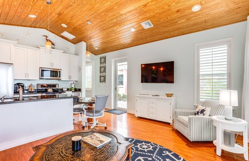 Stuart Cottage | Waterfront Stuart Oasis w/Hot Tub & Dock!