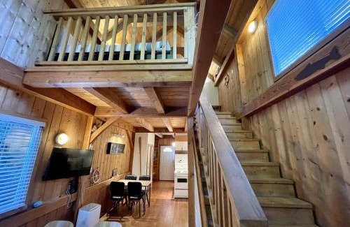 Ucluelet House | Waterfront Timber Frame Cottage!