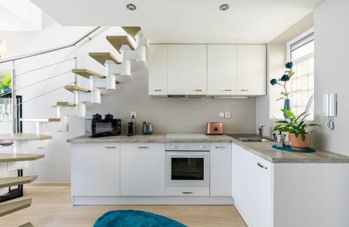 Old Town Apartment | Wave Be City Castle Apartment