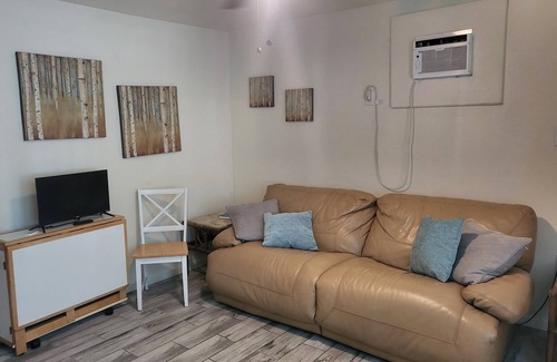 Bay VIew Addition Cottage | Weekly & Monthly Discounts, Super cute & great location, Pet OK w/yard & deck