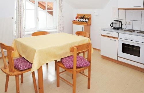 Retzbach Apartment | Weinhof & Gästezimmer Gregor Raab