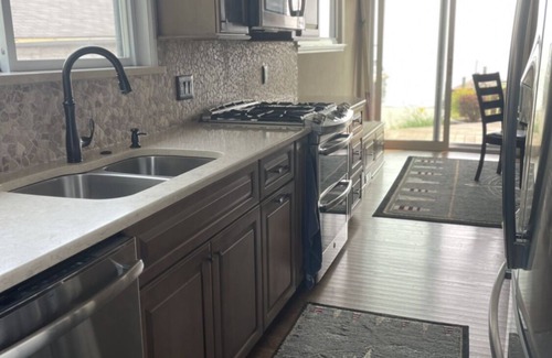 Harrison House | Welcome Lake Lovers, Beautiful Waterfront Home!