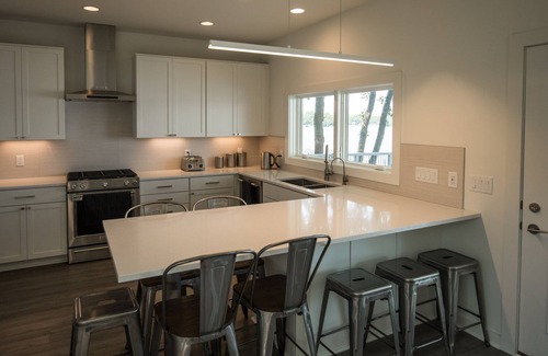 Amery House | Welcome to the Wapo Retreat