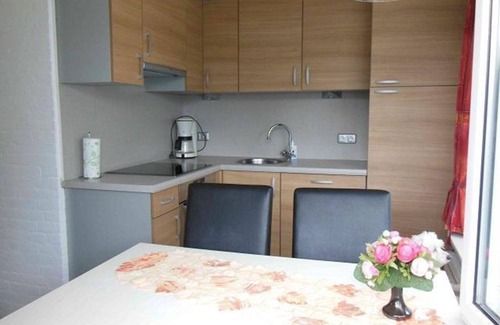 Sint Maartensvlotbrug House | Well-kept accommodation for 5 people with fully fenced garden, WLAN