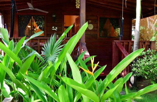 Antoneys Cay Hotel | West Bay Lodge and Spa
