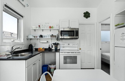 Wellington House | West Lake Cottage at The Birch