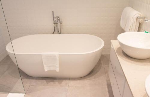 Spaarndammer en Zeeheldenbuurt Hotel | WestCord Art Hotel Amsterdam 4 stars