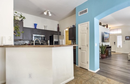 South Mountain House | Western vibe 3 BR home with heated pool and sauna
