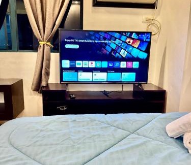 Alabang Apartment | WestParc Cedar Cozy Apartment in the Heart of Alabang