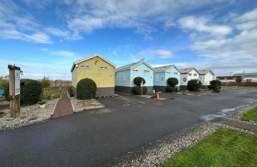 Westport Hotel | Westport Marina Cottages