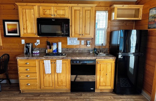 Westport Hotel | Westport Marina Cottages