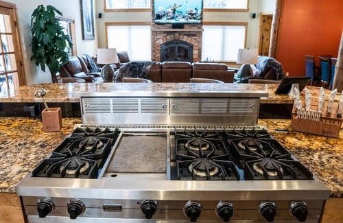 Bayfield House | Whispering Pines Grand Estate
