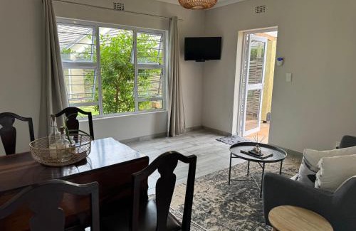 White River Apartment | Whitehouse cottage