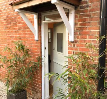 Gosport House | Whitsun Cottage - A cosy one bedroom Victorian cottage sleeping up to 3 guests
