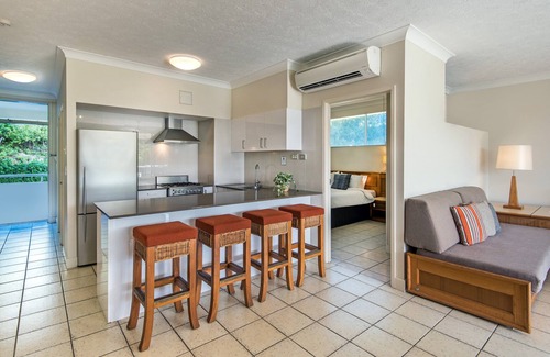 Hamilton Island Apartment | Whitsunday Apartment West 101
