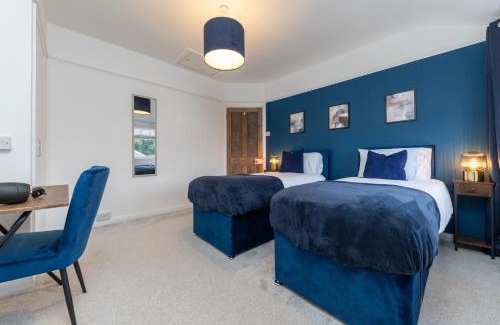St Albans Apartment | Whole 3 Bedroom House - 2 Free Parking