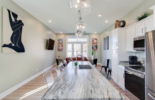 Butchertown House | WHOLE HOUSE-Large Group | Modern | Nulu