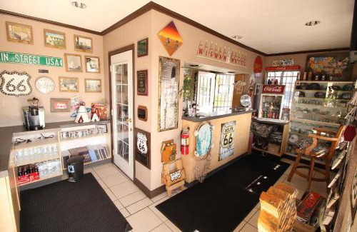 Rialto Hotel | Wigwam Motel